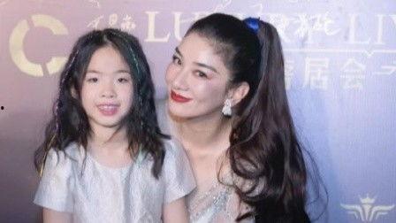 爆料高管女儿被打视频播放,校园暴力事件引发社会关注