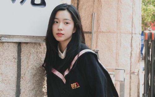 娱乐爆料庄达菲是谁,揭秘庄达菲，她是谁？