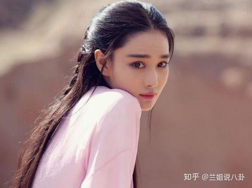 娱乐圈八卦爆料公众号是真的吗吗,揭秘娱乐圈真相还是虚假炒作？