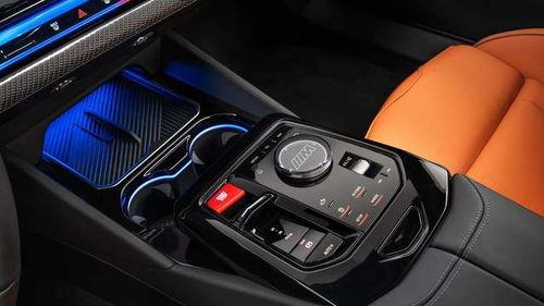 2025款univ最新爆料,揭秘科技与时尚的完美融合！